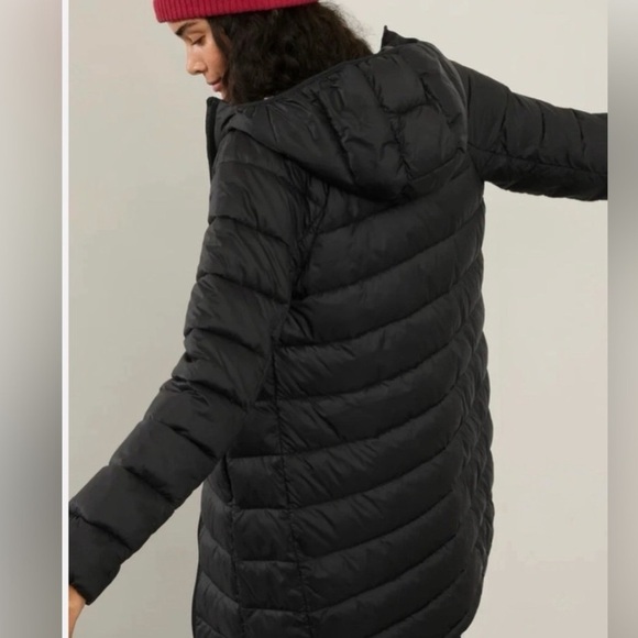 NWT-Athleta Aire Puffer Parka, Size 1X - Picture 6 of 6
